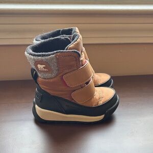 Sorel Kids Boots in Tan and Black
